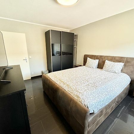 Esch-Sur-Alzette Apartment Bagian luar foto
