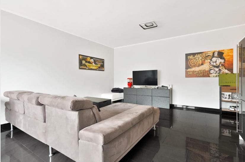 Esch-Sur-Alzette Apartment Bagian luar foto